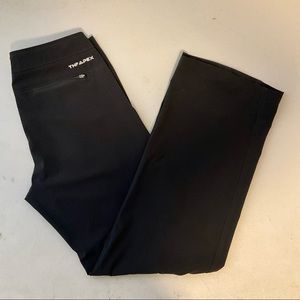 The North Face TNF Apex Pants Women’s Size 6 Black